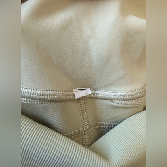 Lululemon Ribbed Contoured High-Rise Spandex Shorts 8" - Dew Green - Picture 7 of 11